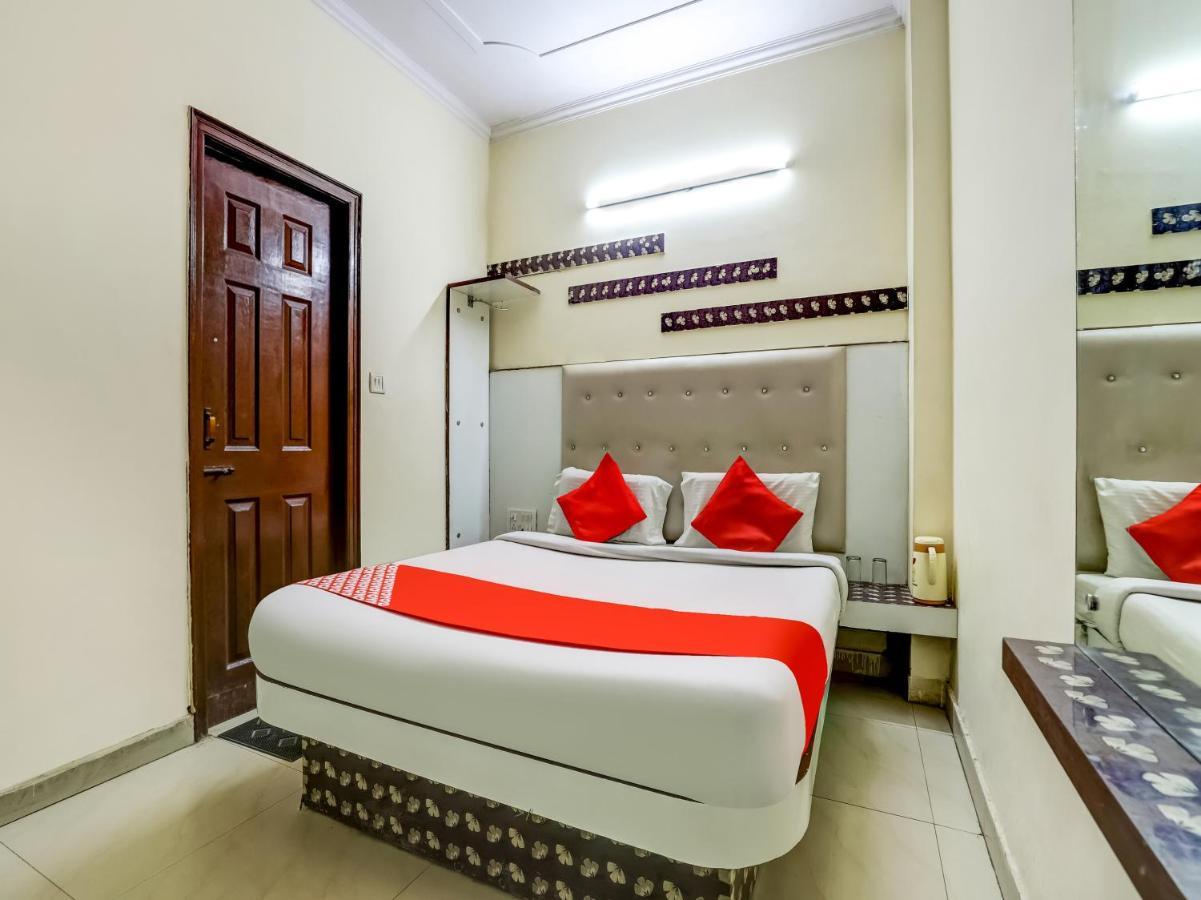 Oyo 75948 Hotel Tushar Continental New Delhi Luaran gambar