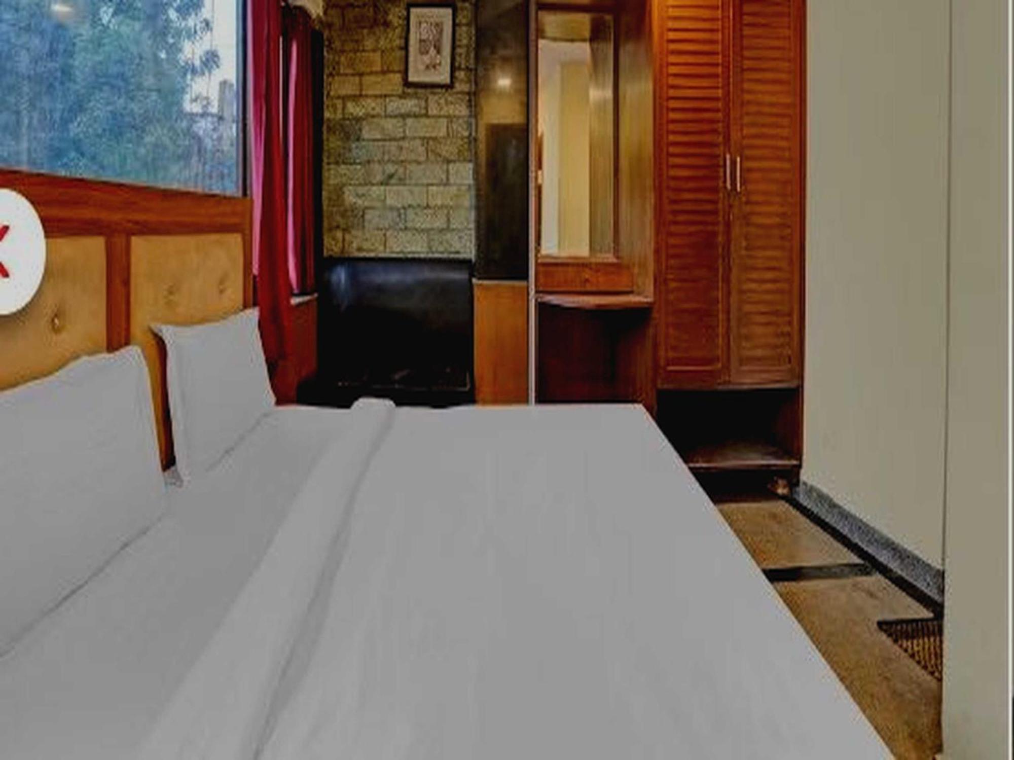Oyo 75948 Hotel Tushar Continental New Delhi Luaran gambar