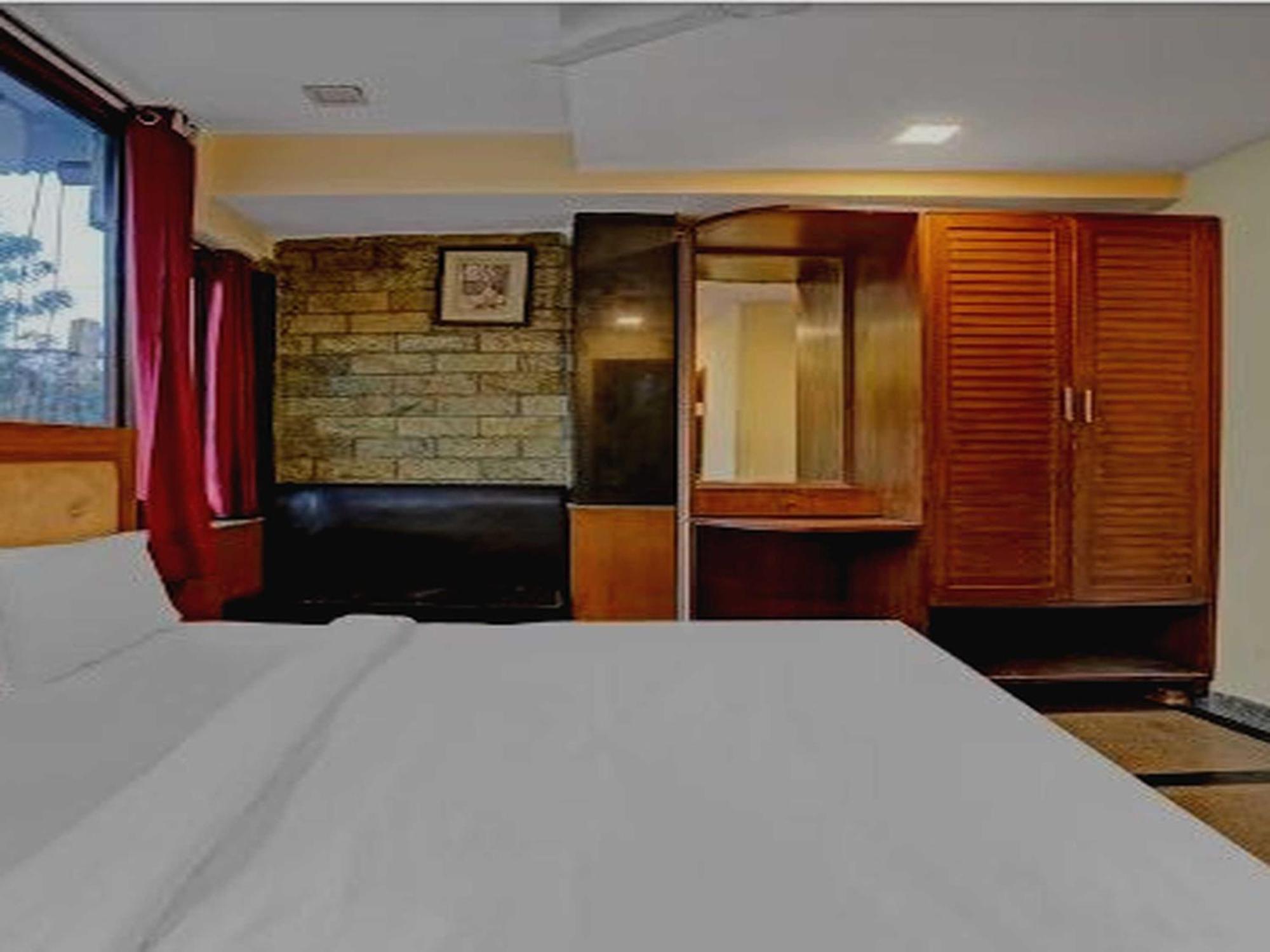 Oyo 75948 Hotel Tushar Continental New Delhi Luaran gambar